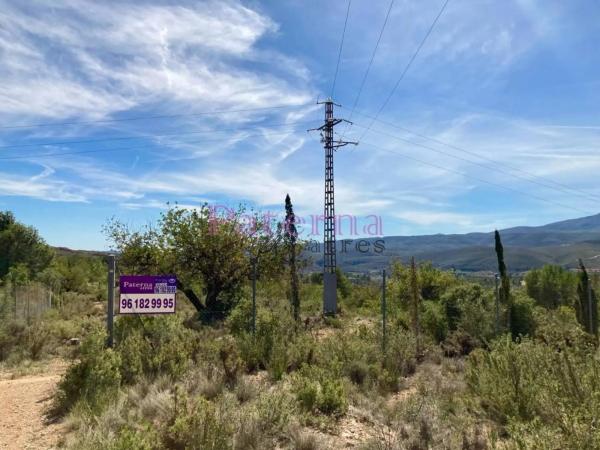 Terreno en plaza Numero 01, 552