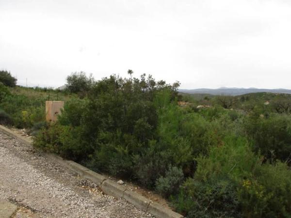 Terreno en calle Llanorel