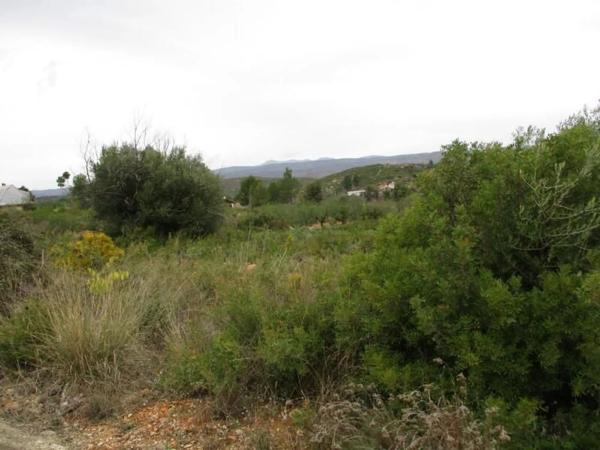 Terreno en calle Llanorel