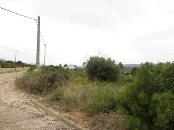 Terreno en calle Llanorel