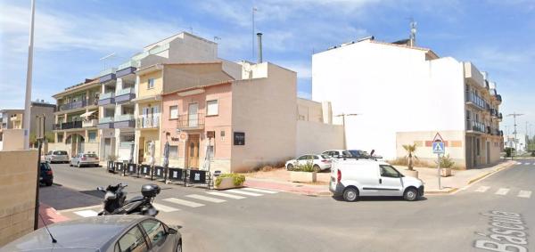 Terreno en calle de Luis Vives, 21