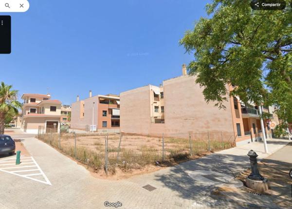 Terreno en plaza Manuel Broseta, 35