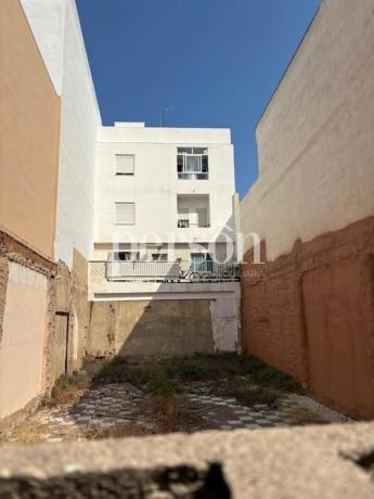 Terreno en calle del Cid