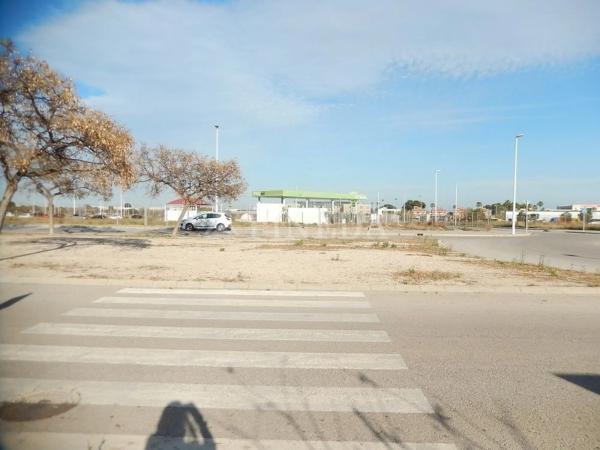 Terreno en calle Moreres