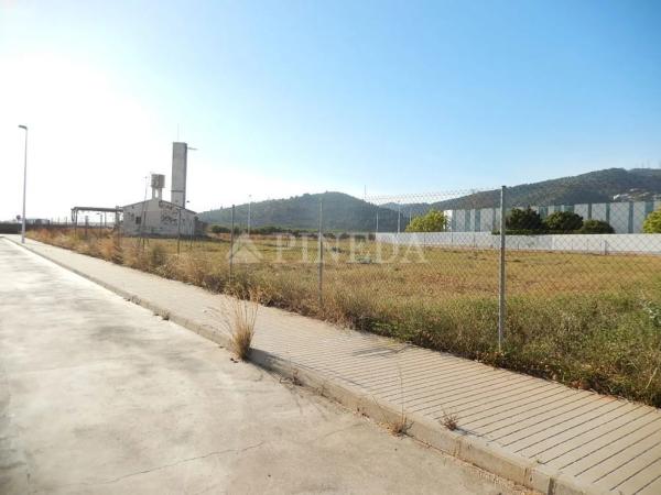 Terreno en calle Moreres