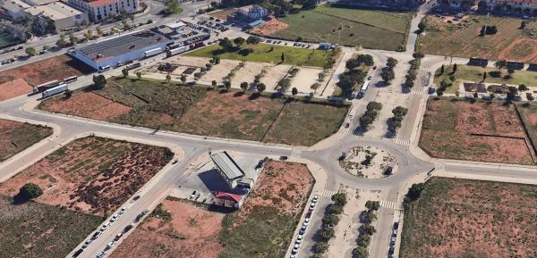 Terreno en calle Llimeres