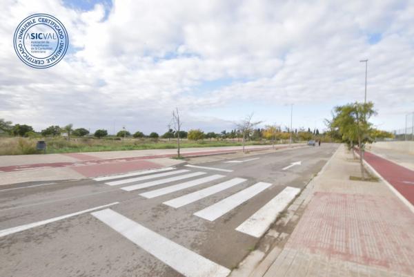 Terreno en avenida de Blasco Ibañez