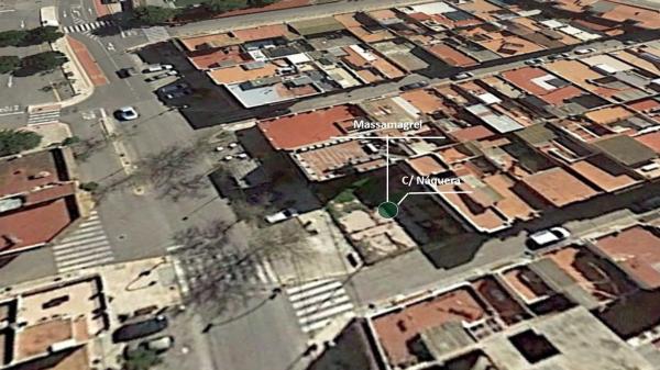 Terreno en calle de Lluís Vives