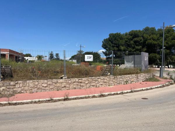 Terreno en calle Palmeres, 14