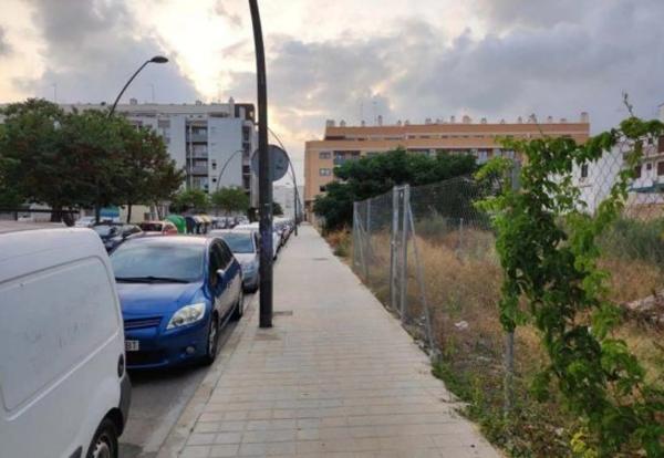 Terreno en calle Benidorm, 4