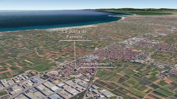 Terreno en calle Jacinto Benavente