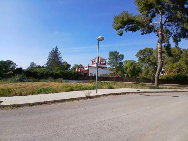 Terreno en calle 325, 20