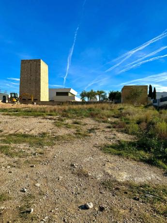Terreno en calle Sèquia de Tormos, 28