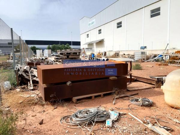 Terreno en calle Llauradors, 4