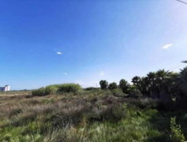 Terreno en travesía de la Peralta, 4