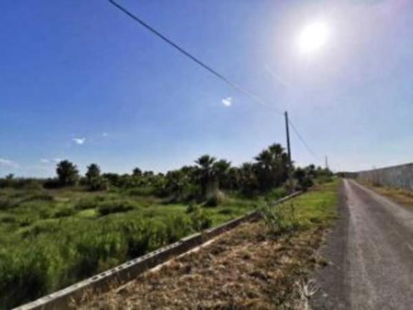 Terreno en travesía de la Peralta, 4