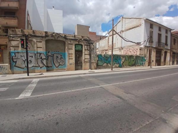 Terreno en avenida de les Corts Valencianes
