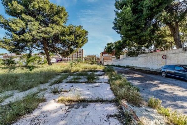 Terreno en calle Pintor Pablo Ruiz Pica, 1