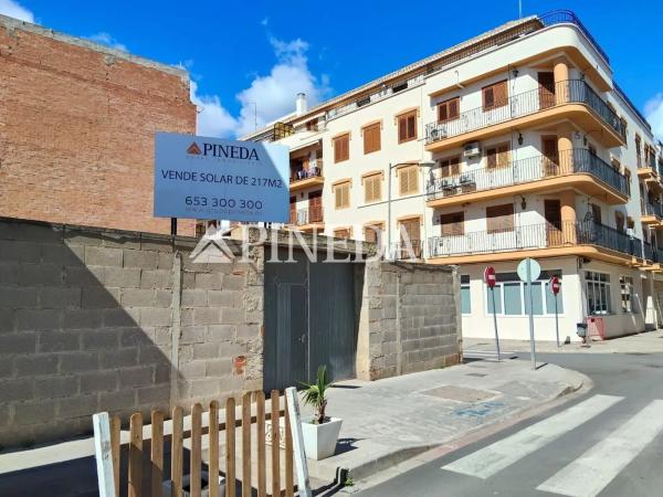 Terreno en calle Rupert Chapí