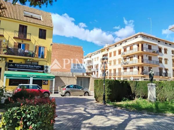 Terreno en calle Rupert Chapí