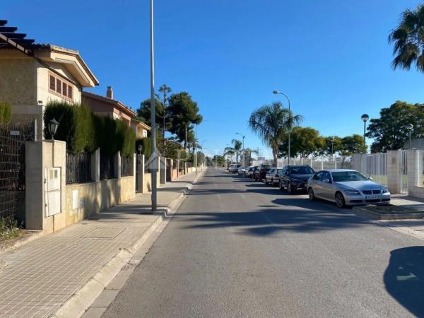 Terreno en calle Almenares