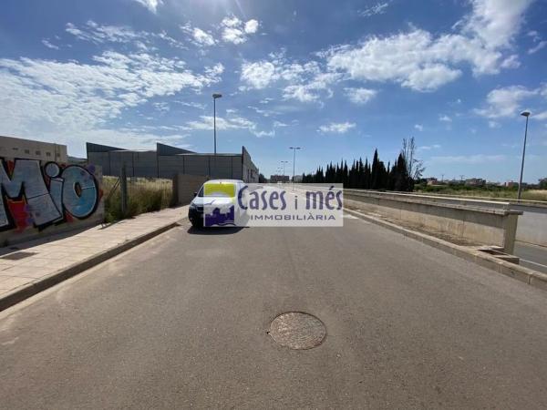 Terreno en calle Fernando Múgica