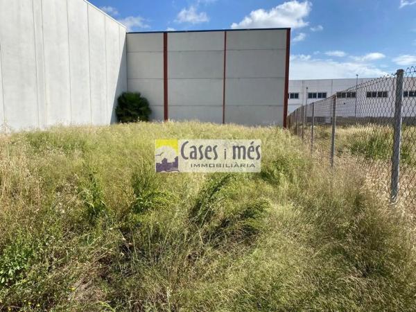 Terreno en calle Fernando Múgica