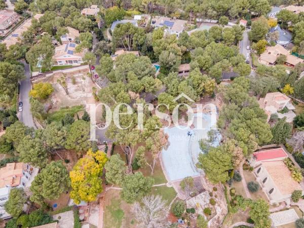 Terreno en calle Santa Bárbara