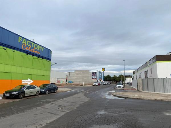 Terreno en avenida Constitució, 45