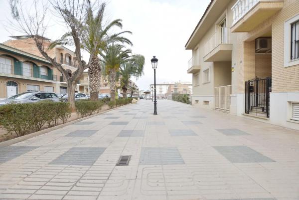 Terreno en calle Reial Sèquia de Montcada