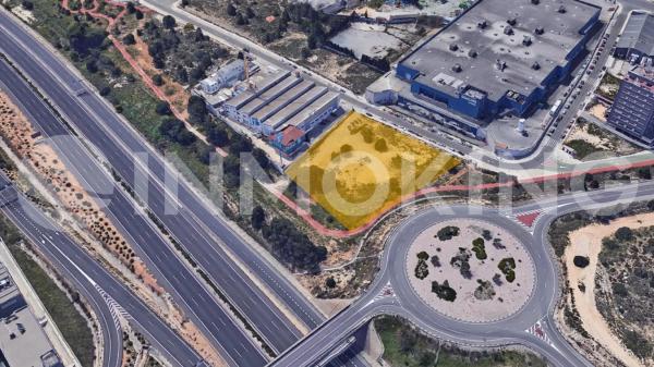 Terreno en ronda de la Quimica, 23