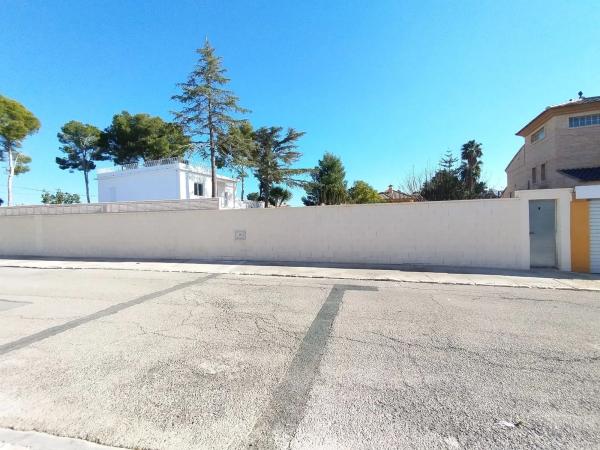 Terreno en calle 200