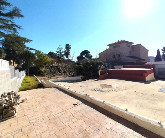 Terreno en calle 200