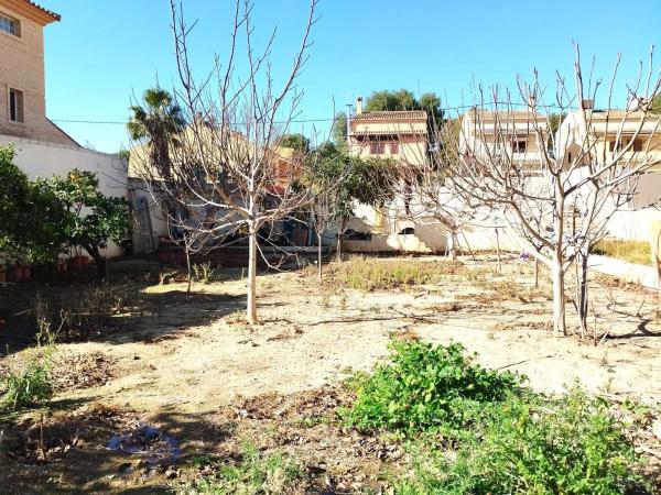 Terreno en calle 200