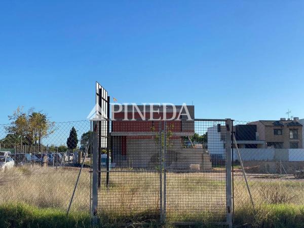 Terreno en avenida Antonio Sacramento