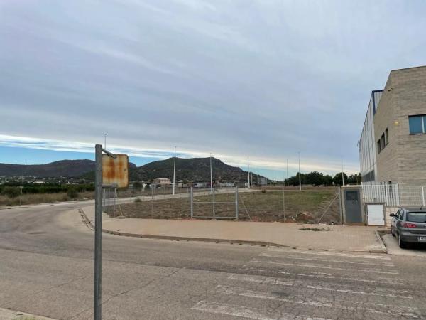 Terreno en calle LLumeners s/n