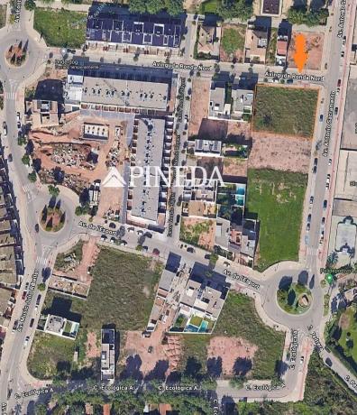 Terreno en avenida Antonio Sacramento