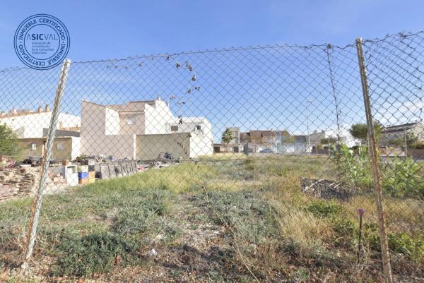 Terreno en calle Riu Xúquer