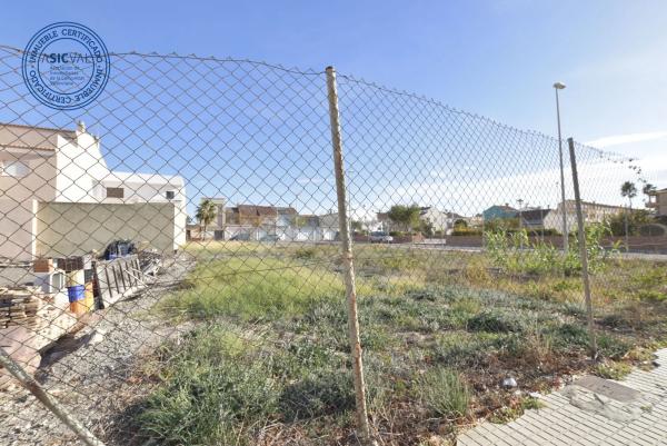Terreno en calle Riu Xúquer