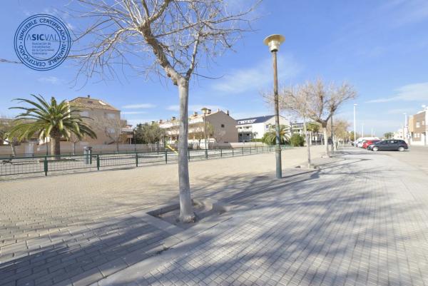 Terreno en calle Riu Xúquer