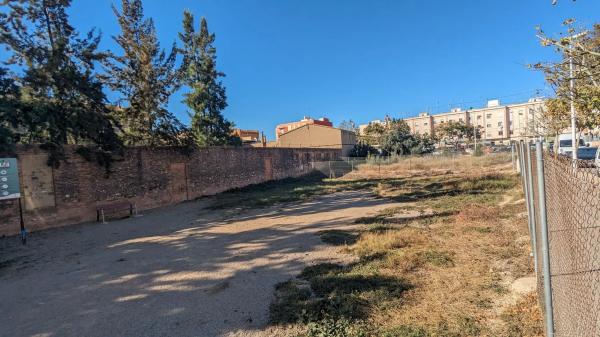 Terreno en calle Mediterrani