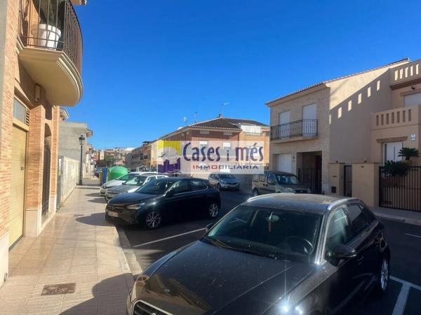 Terreno en calle Castelló