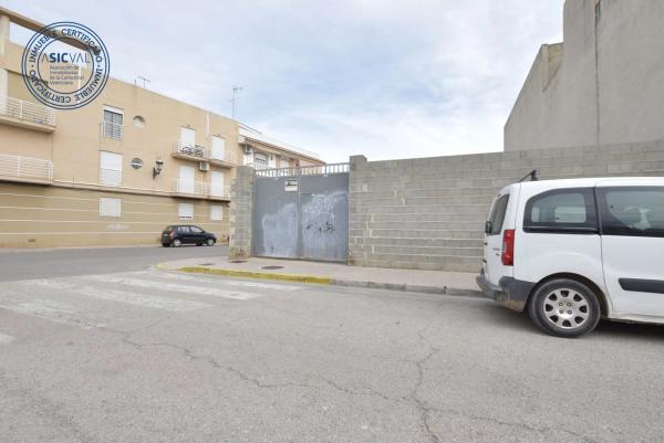 Terreno en calle Castelló, 13