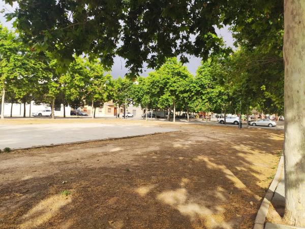 Terreno en Corts Valencianes, 16