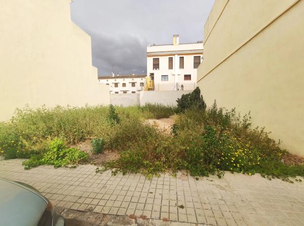 Terreno en Corts Valencianes, 16