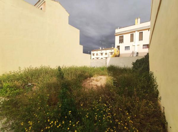 Terreno en Corts Valencianes, 16