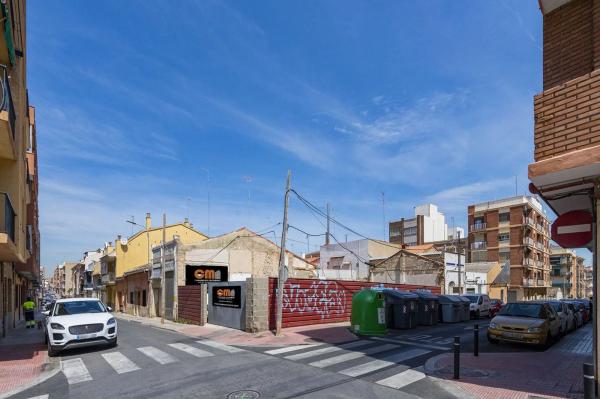 Terreno en avenida Pablo Iglesias, 56