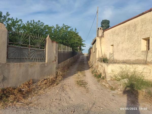 Terreno en plaza Sant Roc