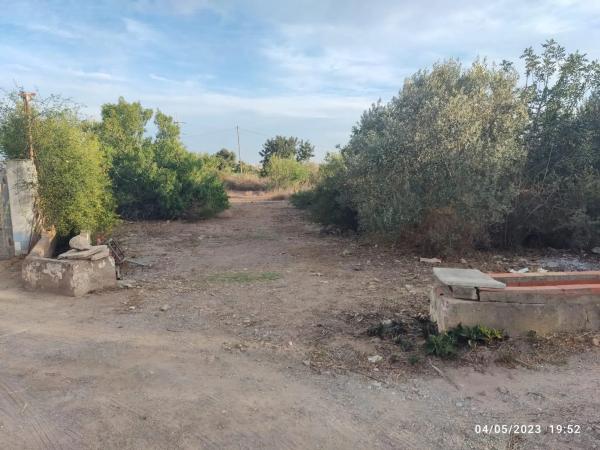 Terreno en plaza Sant Roc