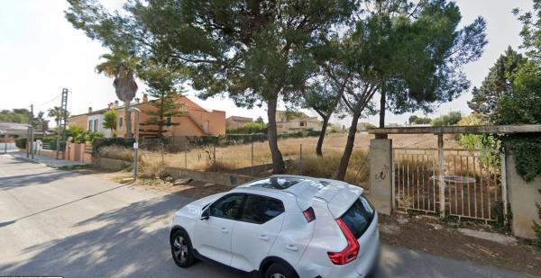 Terreno en calle 217, 8